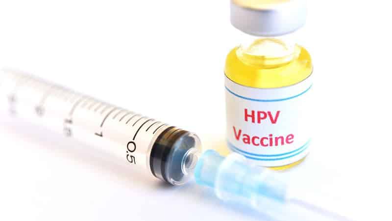 Tiêm phòng ung thư cổ tử cung HPV: Tiêm mấy mũi là đủ và điều bạn cần phải biết