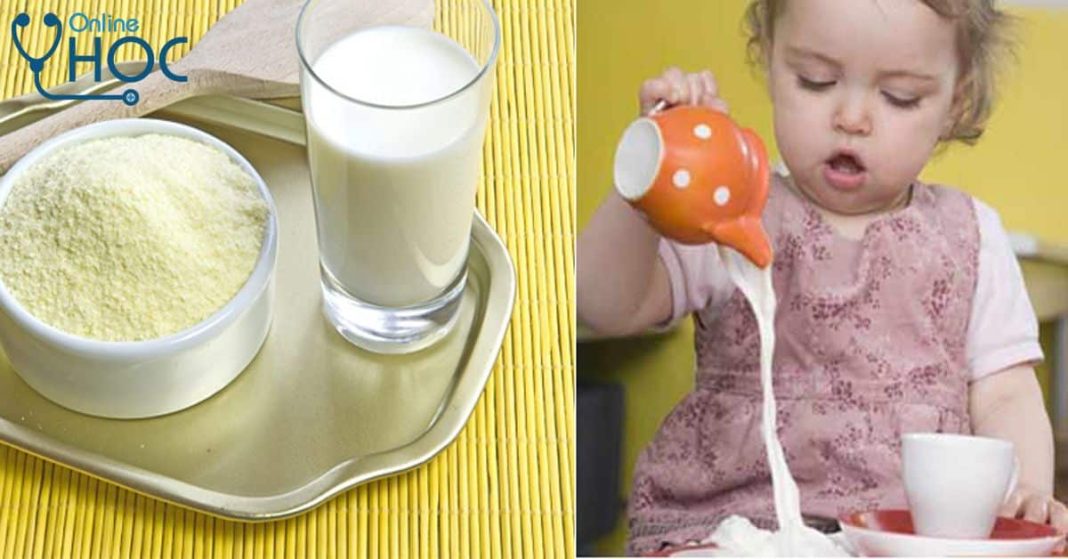 Trộn bột ăn dặm vào sữa có tốt cho sức khỏe của con - khi nào nên nấu bột ăn dặm với sữa công thức cho bé?